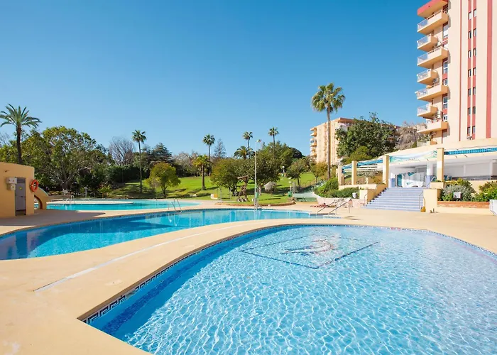 Oceanblue - Piscina Lägenhet